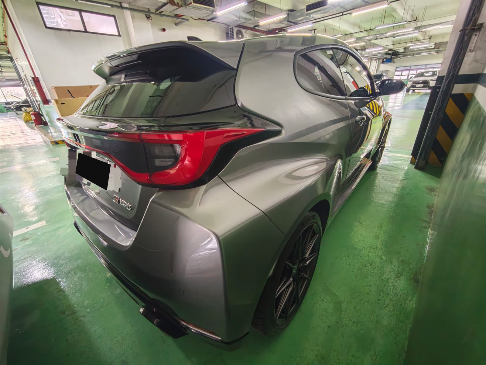 2027 TOYOTA GR YARIS HATCHBACK TURBO 1.6 4WD AT Gray image 5