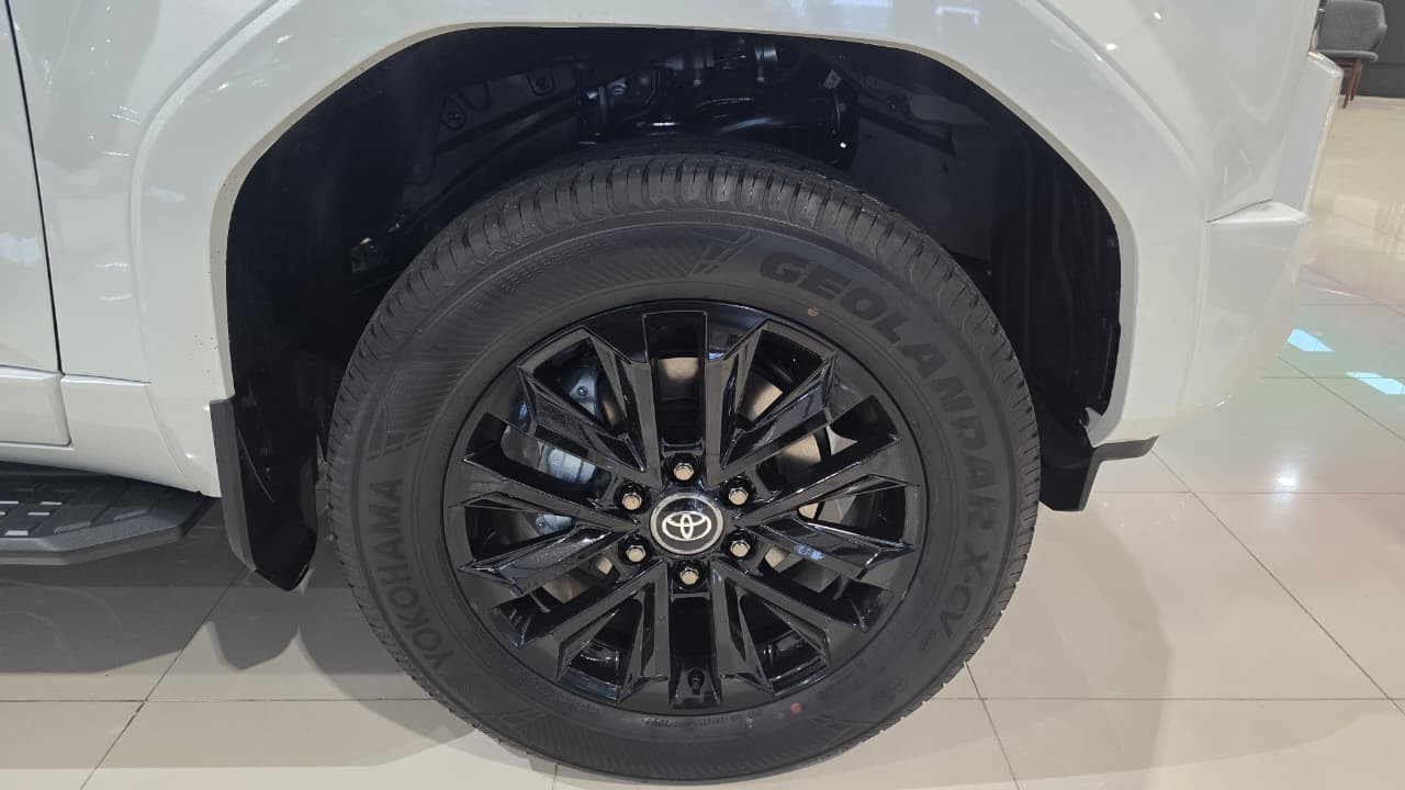 2027 TOYOTA LAND CRUISER PRADO SUV 2.4 4WD AT White (A-673) image 12