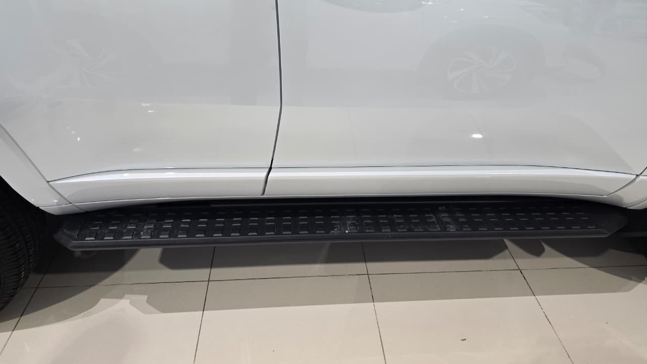 2027 TOYOTA LAND CRUISER PRADO SUV 2.4 4WD AT White (A-673) image 37