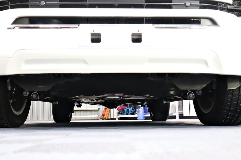 2027 TOYOTA LAND CRUISER SUV ZX 3.3 4WD AT White (A-757) image 18