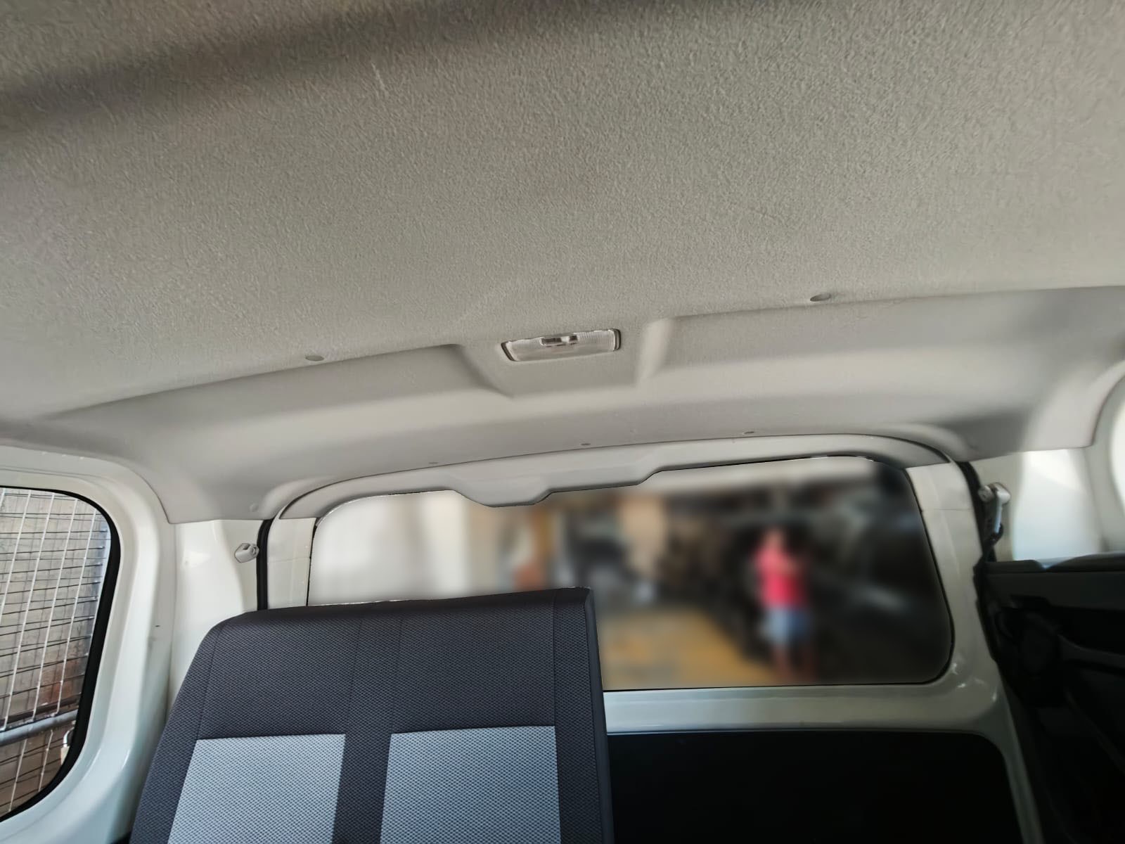 2022 TOYOTA HIACE VAN COMMUTER DELUXE 2.8 2WD MT White image 29