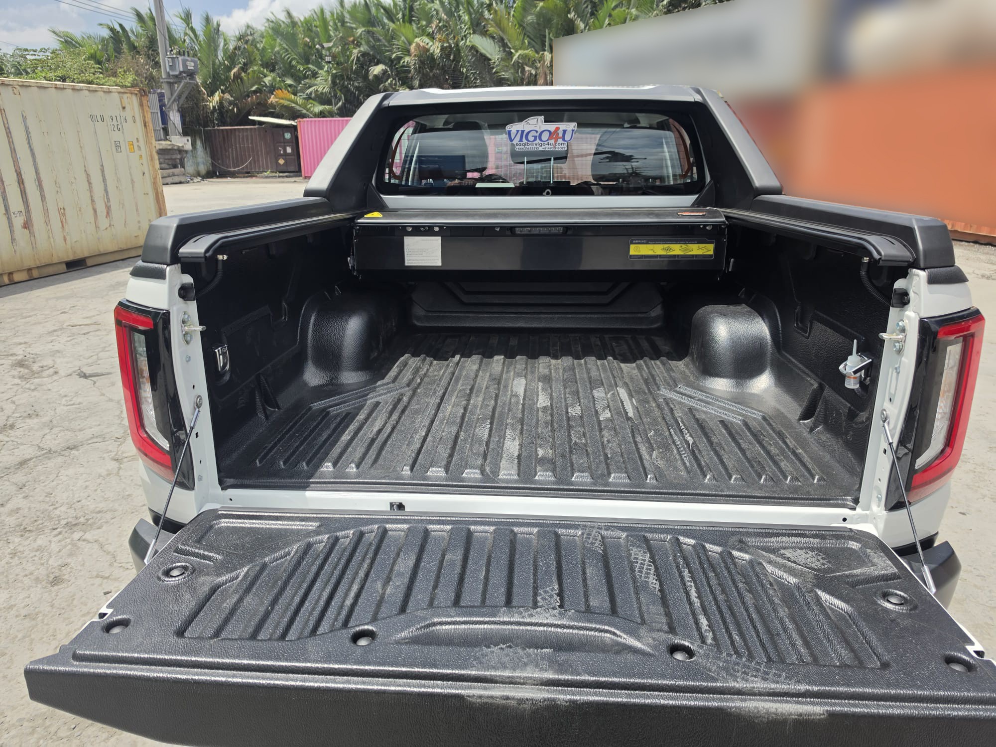 2026 TOYOTA HILUX DOUBLE CAB TRAILHUNTER 2.8 4WD AT White image 22
