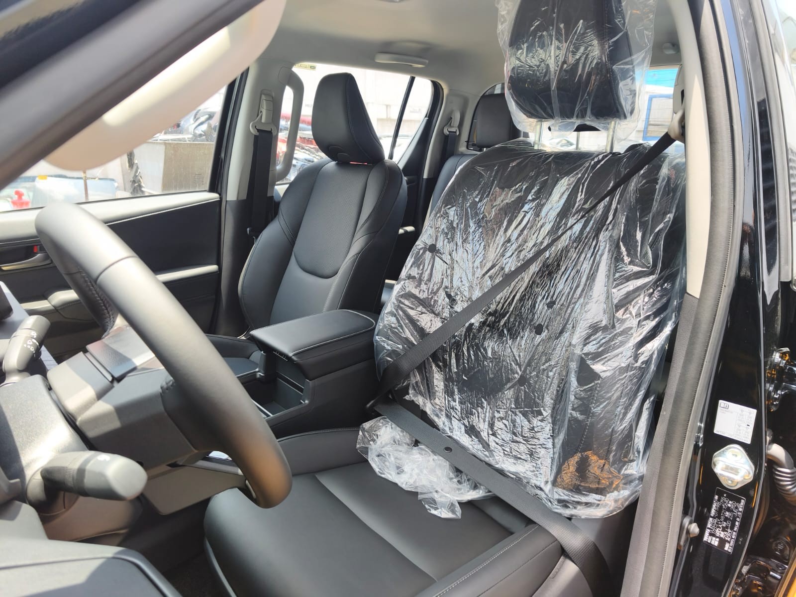 2026 TOYOTA HILUX DOUBLE CAB CONQUEST 2.8 2WD AT Black image 17