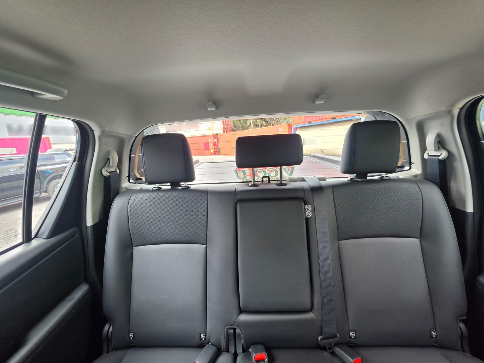 2026 TOYOTA HILUX DOUBLE CAB TRAILHUNTER 2.8 4WD AT Gray image 20