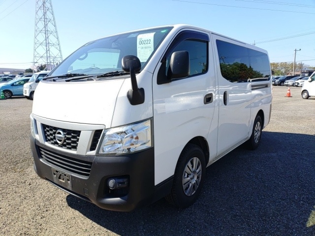 NISSAN CARAVAN VAN 2014 (4WD) image 2