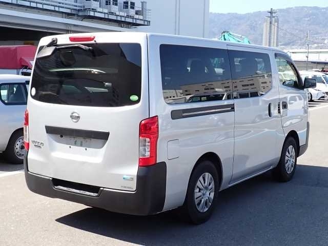 NISSAN CARAVAN VAN 2015 (DX-4WD) image 2
