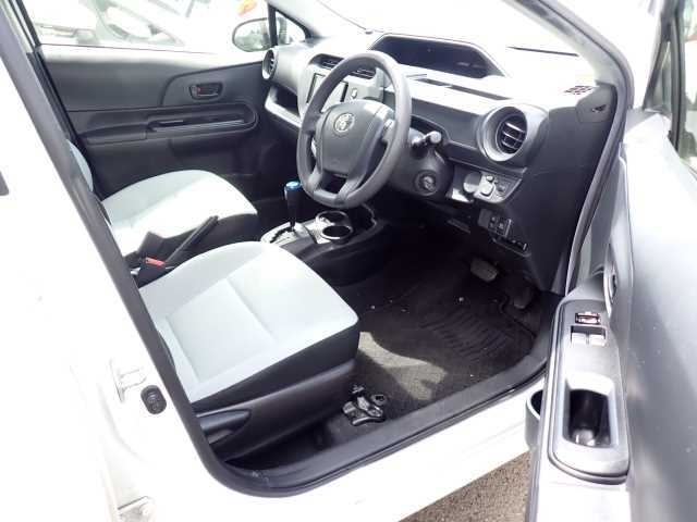 Toyota Aqua 2019 (L- Package) image 5