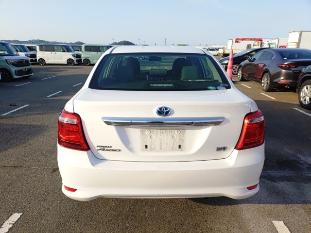 Toyota Aqua 2018 (S- Package) image 4