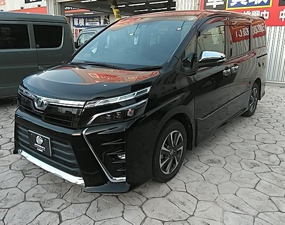 Toyota Voxy ZS Kirameki 2